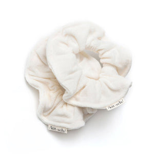 Kitsch White towel scrunchies